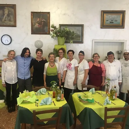 Taormina Hotel 2*